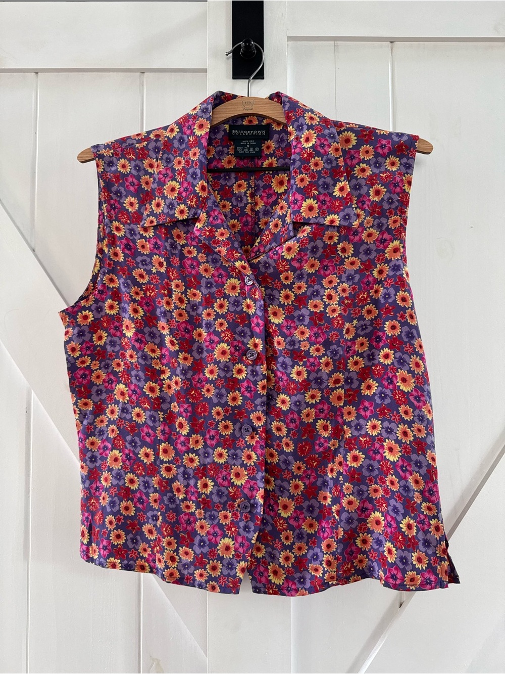 Bridgetown Collection Vintage 100% Silk Floral Button-Front Sleeveless Top